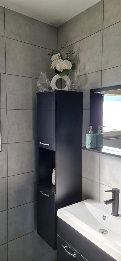 Bungalow Belle Vue - Camping International - Bomal - Durbuy Bagian luar foto