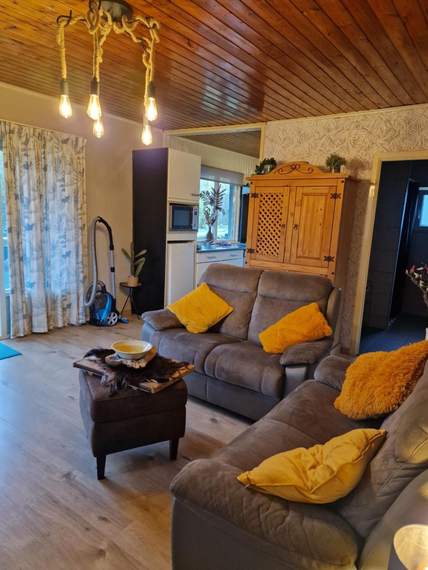 Bungalow Belle Vue - Camping International - Bomal - Durbuy Bagian luar foto